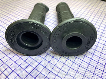 Грипсы чёрные WELS RT (310003014006)